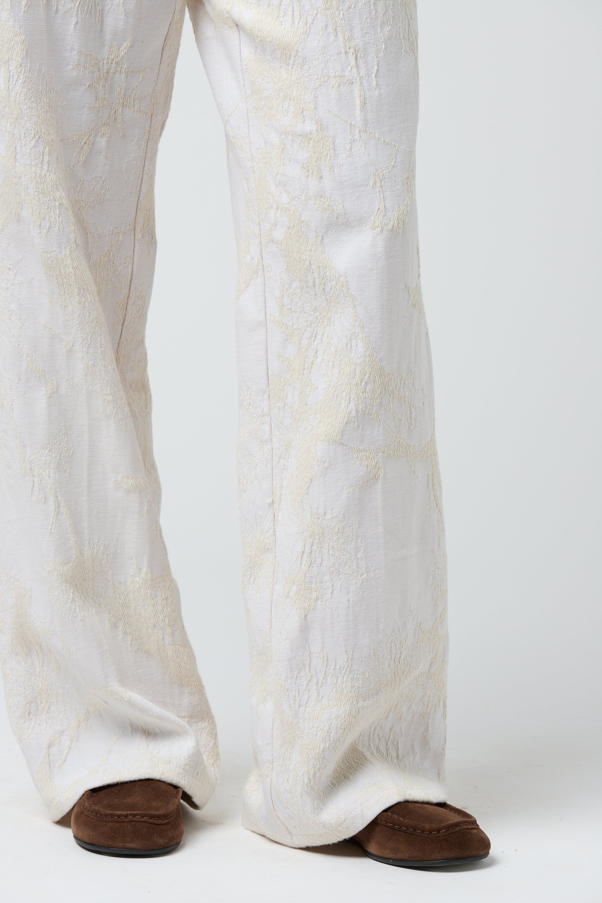 Momoni - MILTON PANT