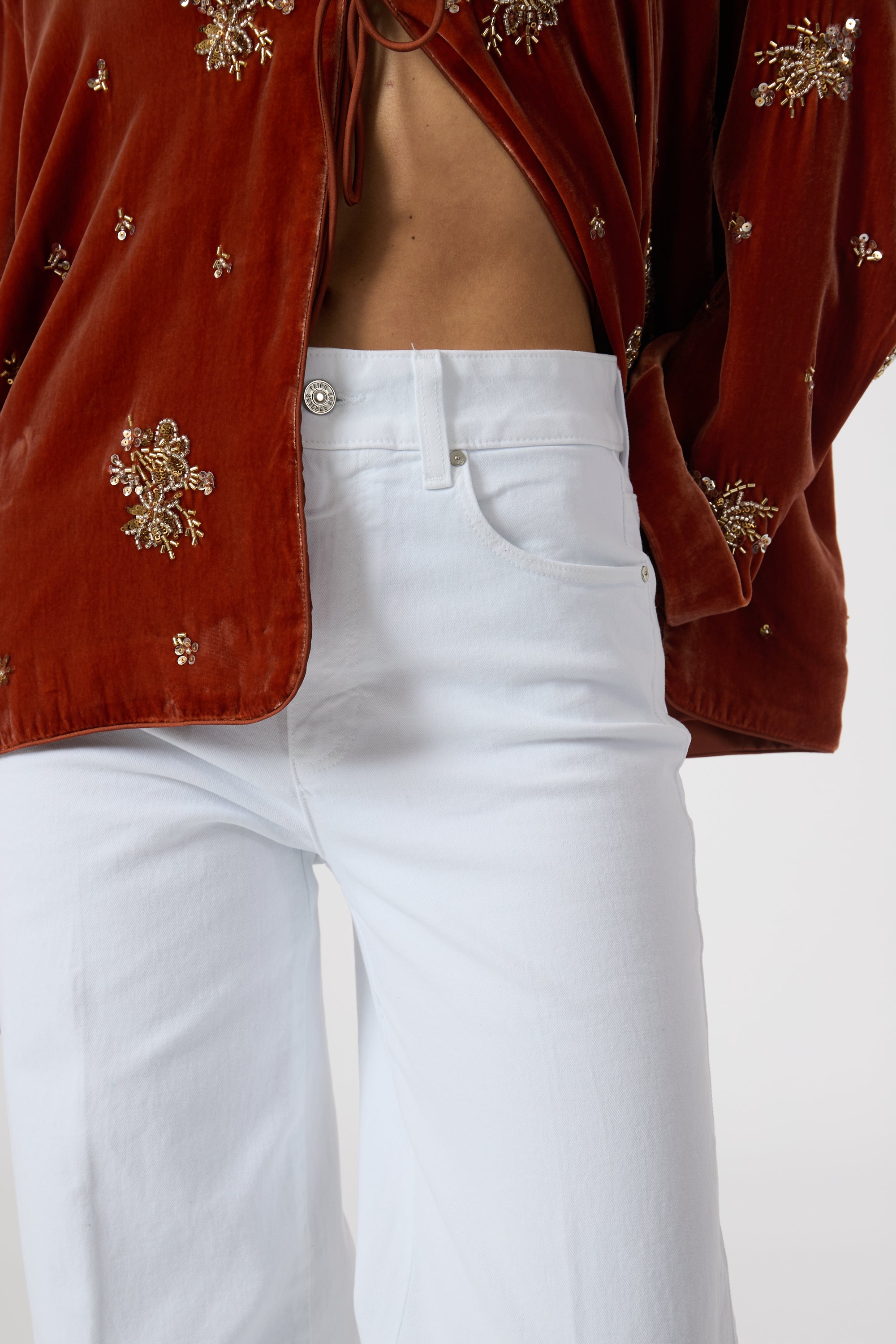 Paige - SASHA 32  CRISP WHITE